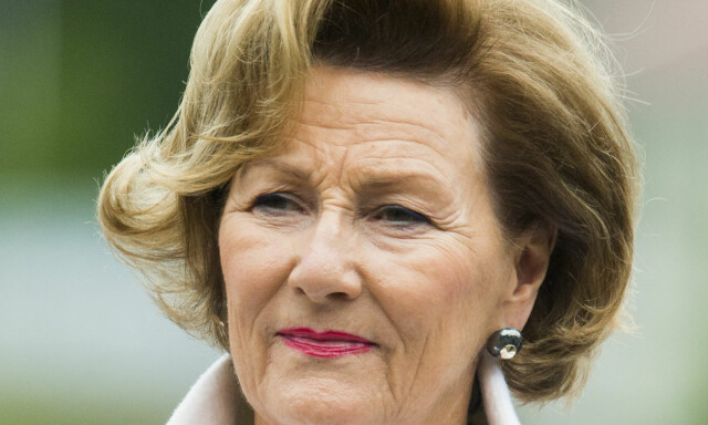 image: Dronning Sonja om Märthas skilsmisse: - Støtter så godt vi kan